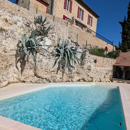 4 Couchages Avec Piscine Et Lacs Сasa de vacaciones