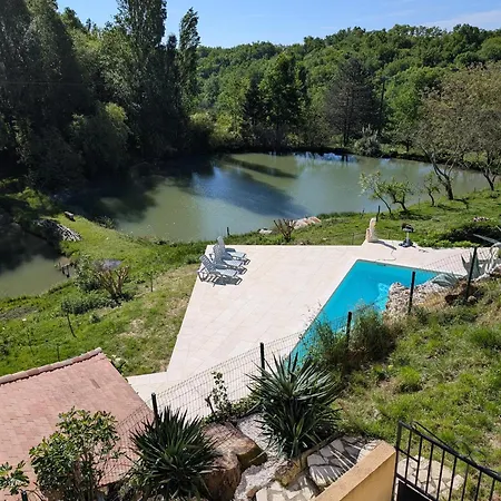 4 Couchages Avec Piscine Et Lacs Сasa de vacaciones